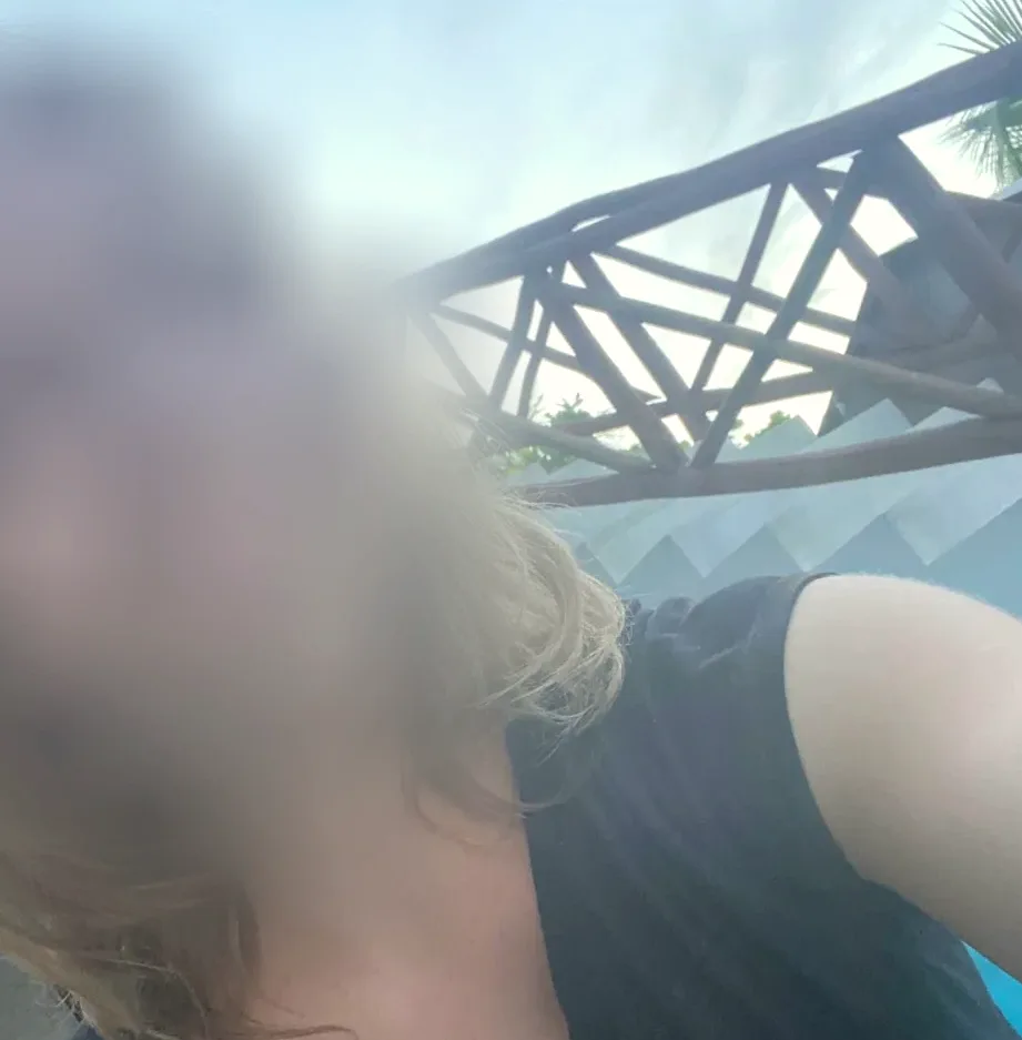 Angela, 30