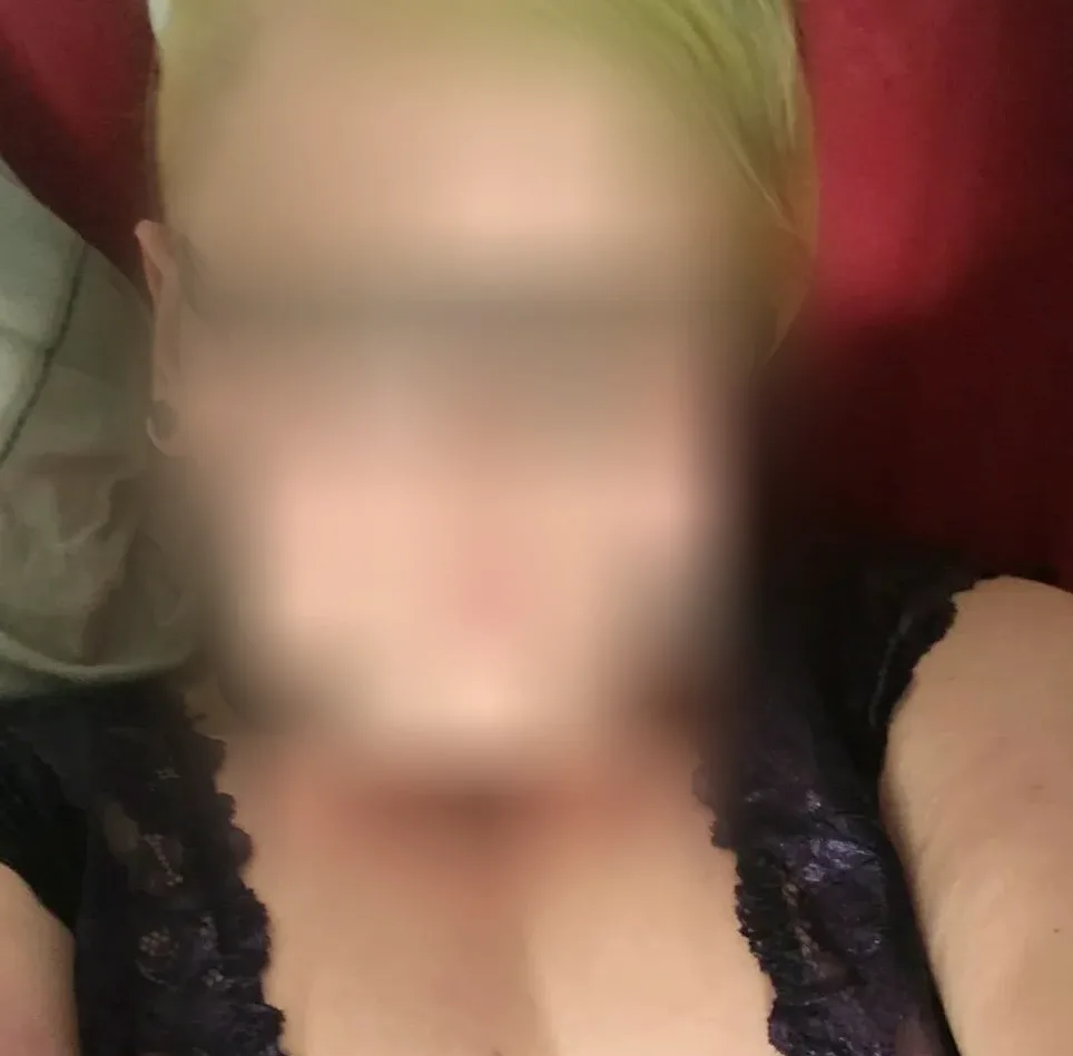 Dilara, 28