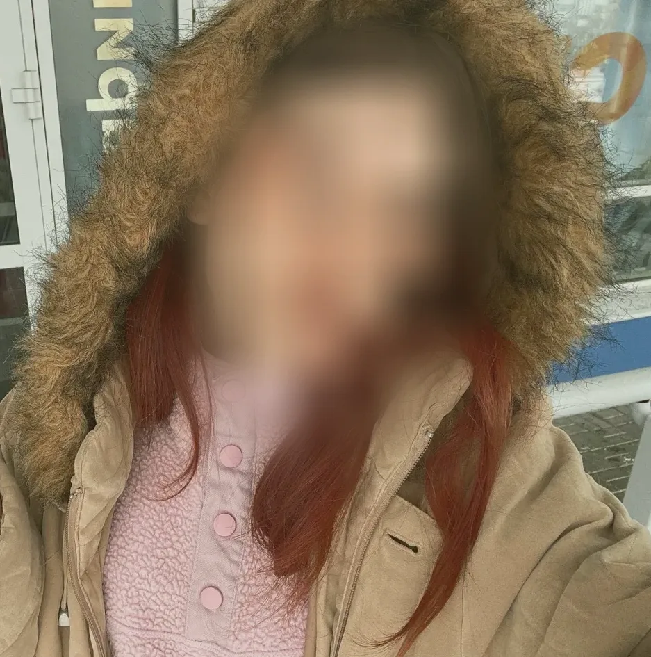 Elin, 22