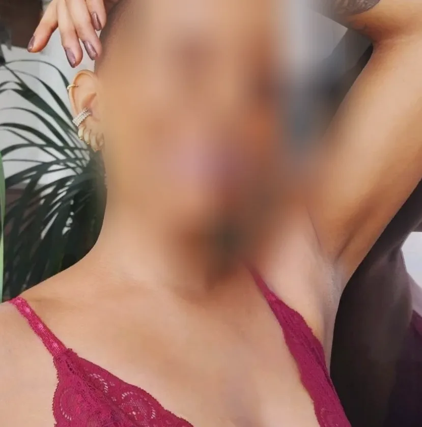 Hanna, 24