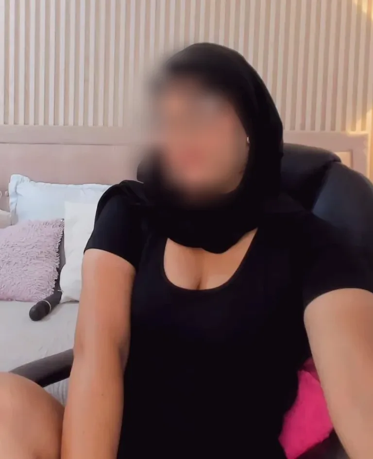 Kim, 36